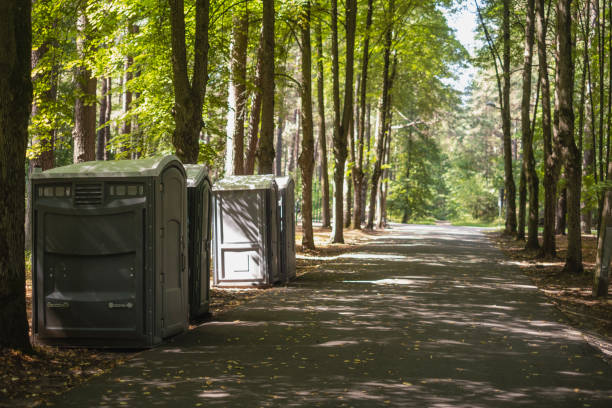 Best Portable restroom trailer rental  in Gardnertown, NY